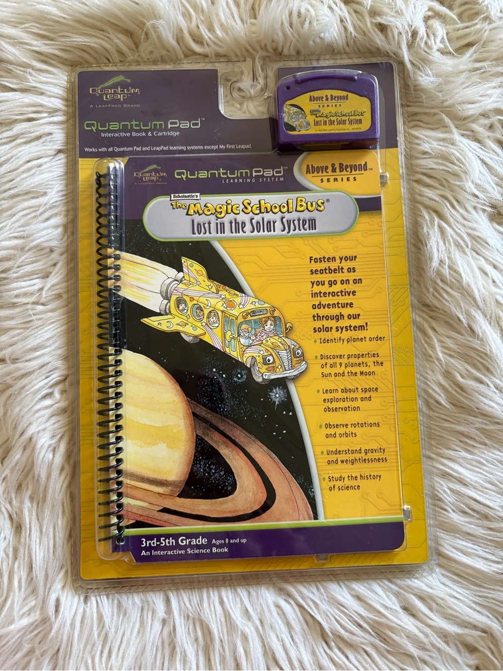 Leapfrog Quantum Leappad Magic School Bus Lost in the Solar System Science Set